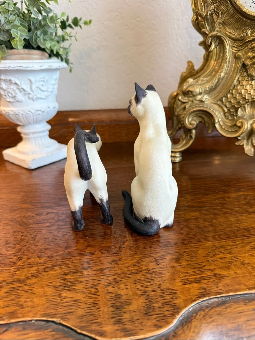 Vintage Andrea by Sadek Siamese Cat Figurine Pair – Cream & Brown Porcelain